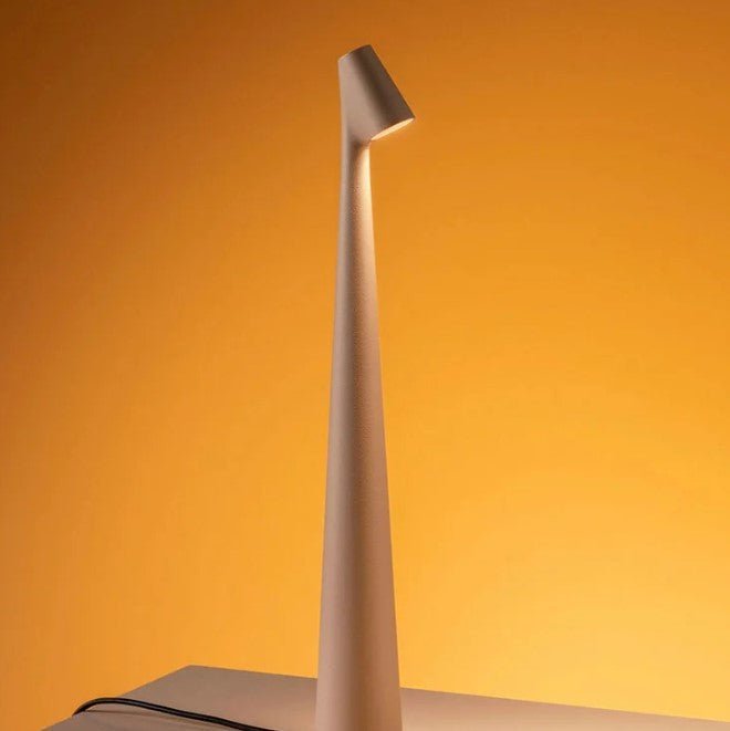 LuminaVista I Portable Table Lamp